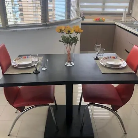 Cozy 1-bedroom Flat, Beachside Apartamento *